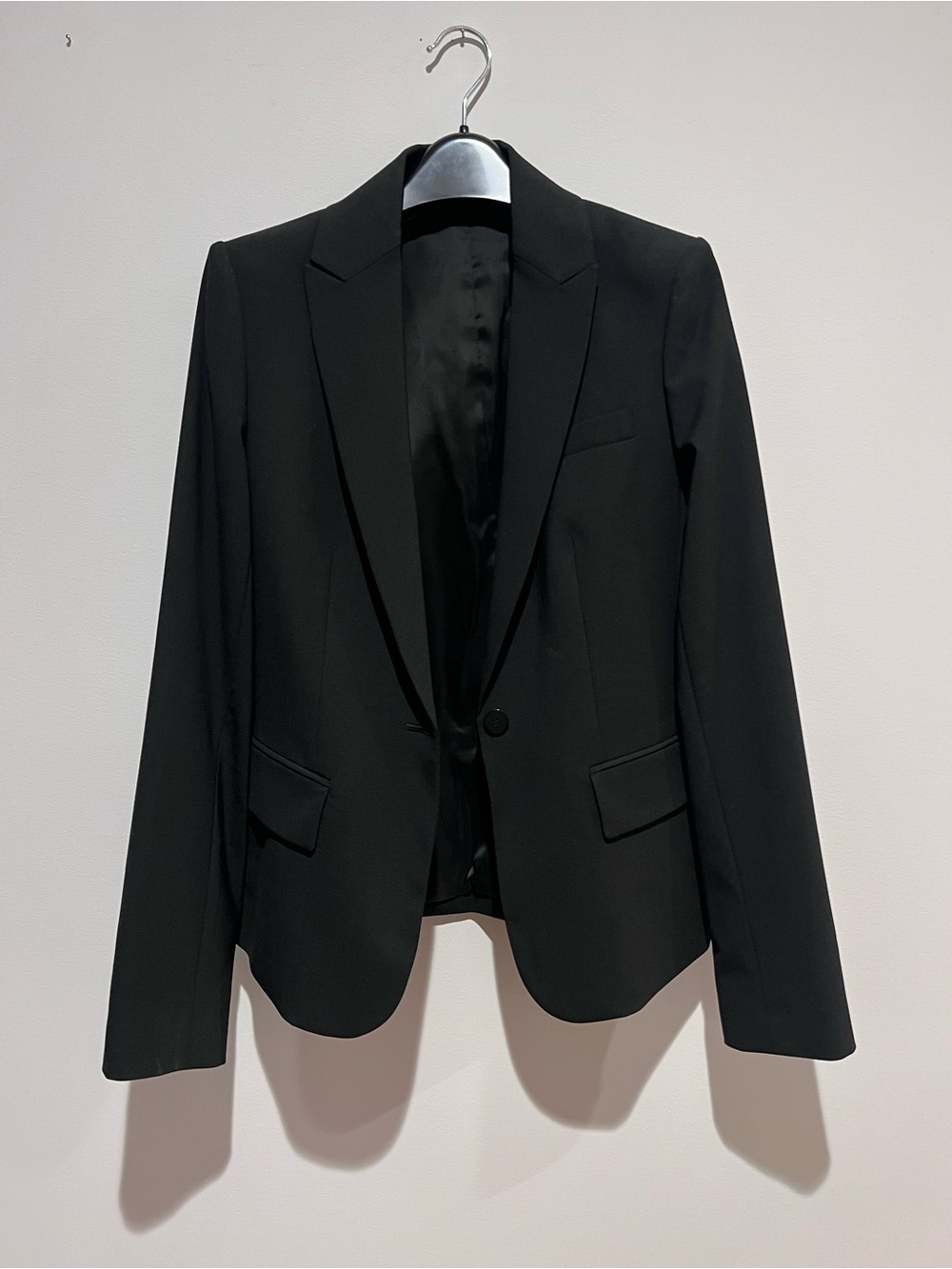 Theory Black Tailored Women’s - Classic Single-Button